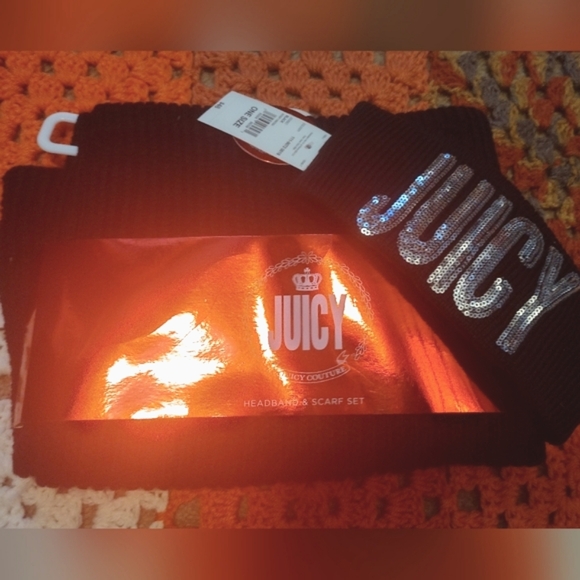 Juicy Couture scarf and headband set - Picture 2 of 2